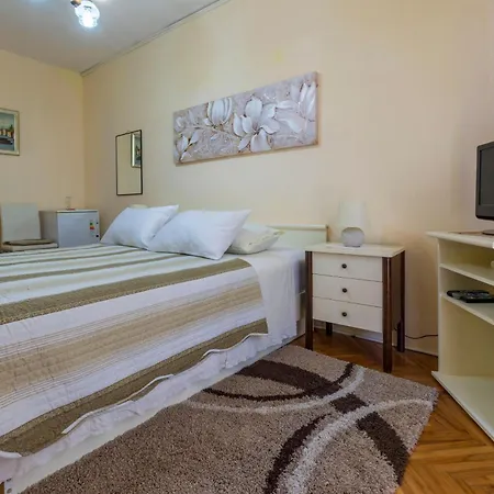 Appartement And Dotli *