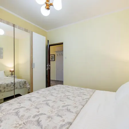 Lägenhet And Dotli Selce